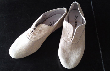 10.0319. shoes.jpg